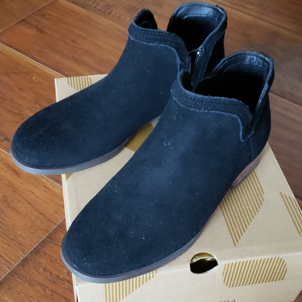 UGG Koolaburra Booties